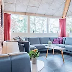 Hojmolle 3*